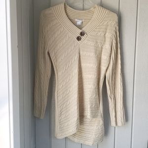 Venus Woman's Neck Sweater